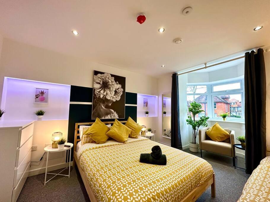 Massive New 8 Bedroom House Sleeps Up To 21 - Accepts Groups - Great Location - Free Parking - Fast Wifi - Smart Tvs - Sleeps Up To 21 People - Close To Bournemouth & Poole Town Centre & Sandbanks Exteriér fotografie